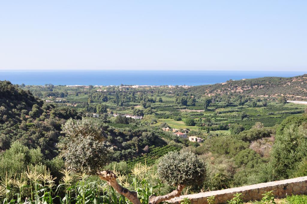 Christine House Platanias * Vrisai